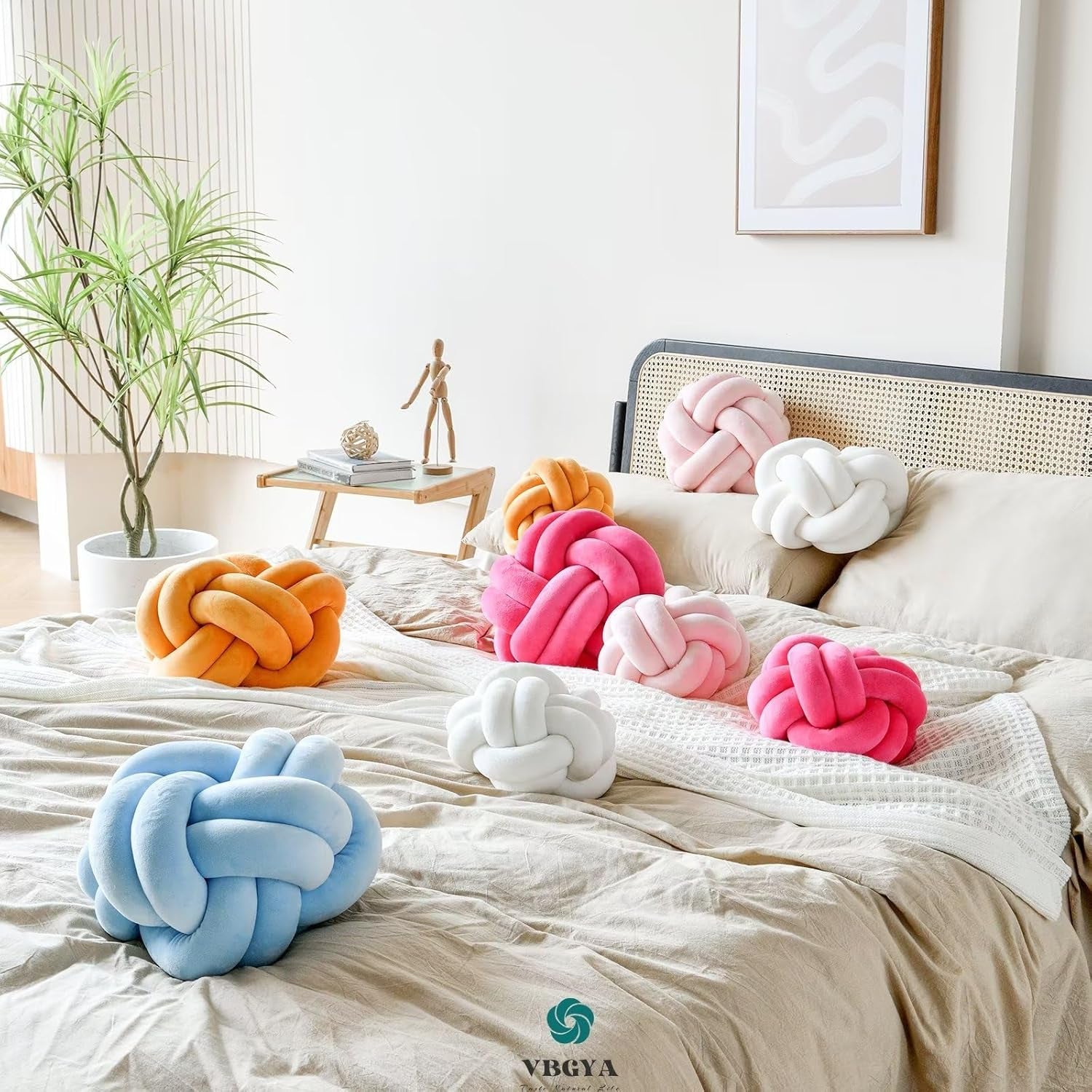 Knot Pillow Ball, Soft Home Decorative Throw Pillows Cushion, round Changeability Knotted Pillows, Modern Home Handmade Cushions for Bedroom, Sofa, Couch (8 Inch, White)